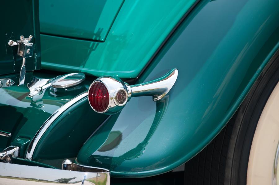  Cadillac V12 5-Passenger Phaeton by Fleetwood 1931 года  (фото 5 из 21)